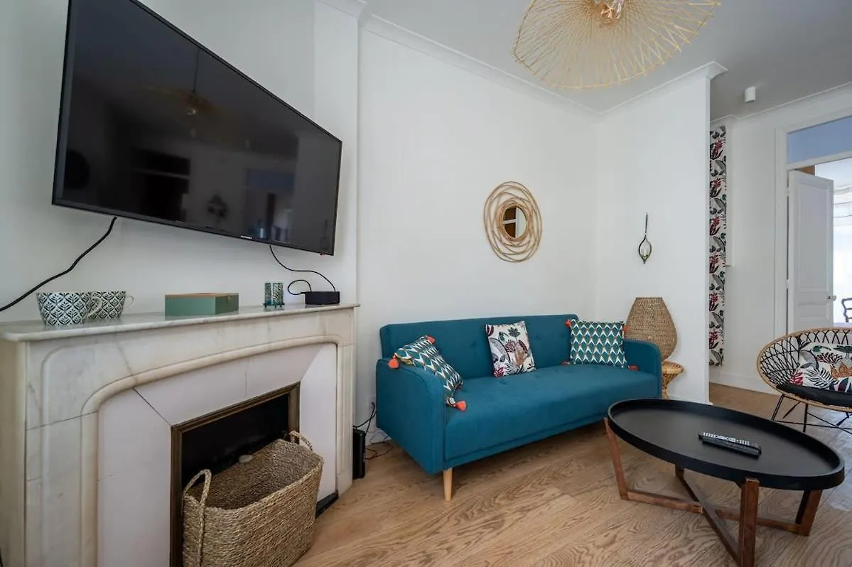 B016 - Beautiful Apt For 4 - Cannes Center