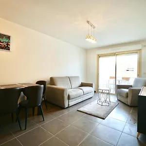  Appartement Montaigne