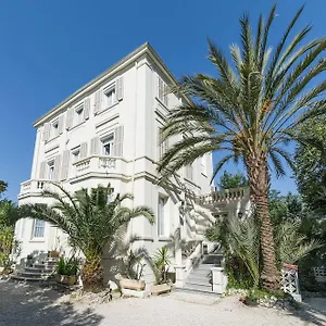 Hotel Oxford, Cannes