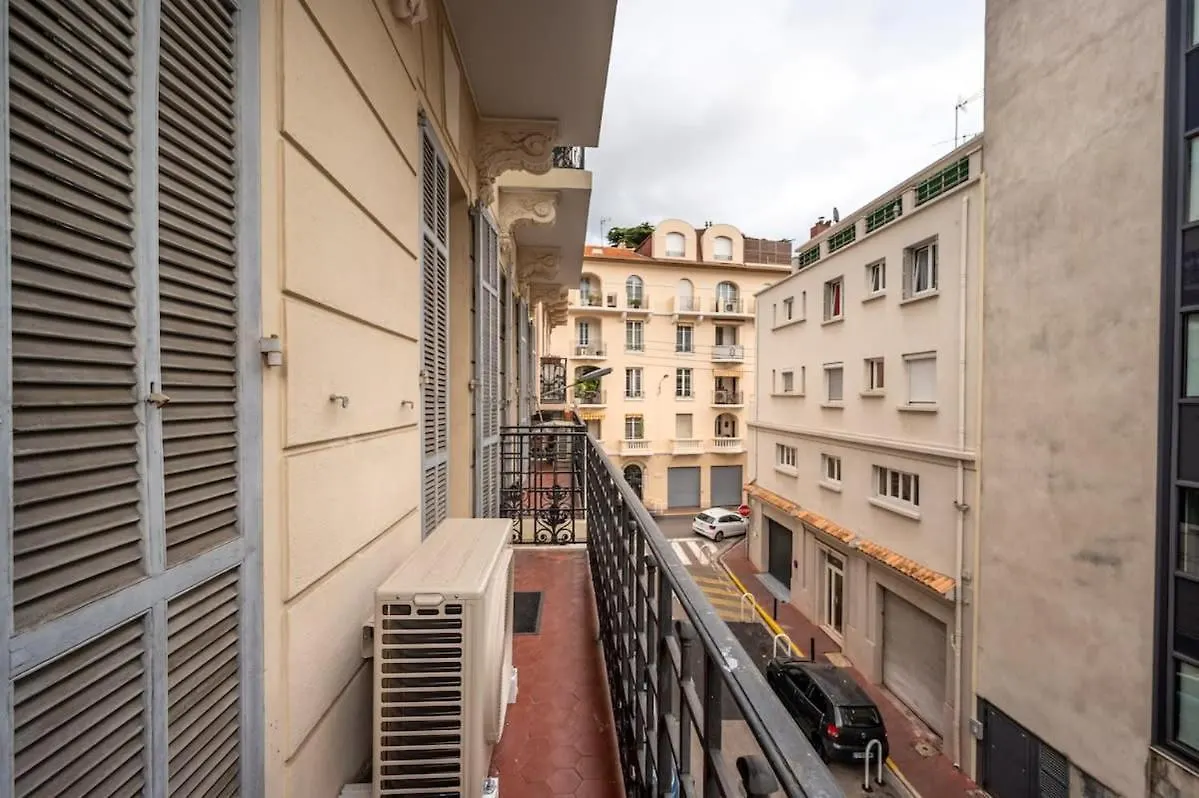 Apartment B016 - Beautiful Apt For 4 - Cannes Center France